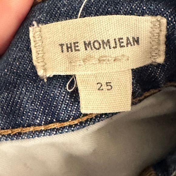 Madewell The MomJean Mom Jeans Size 25 Ripped Knee Straight Ankle - Picture 3 of 7